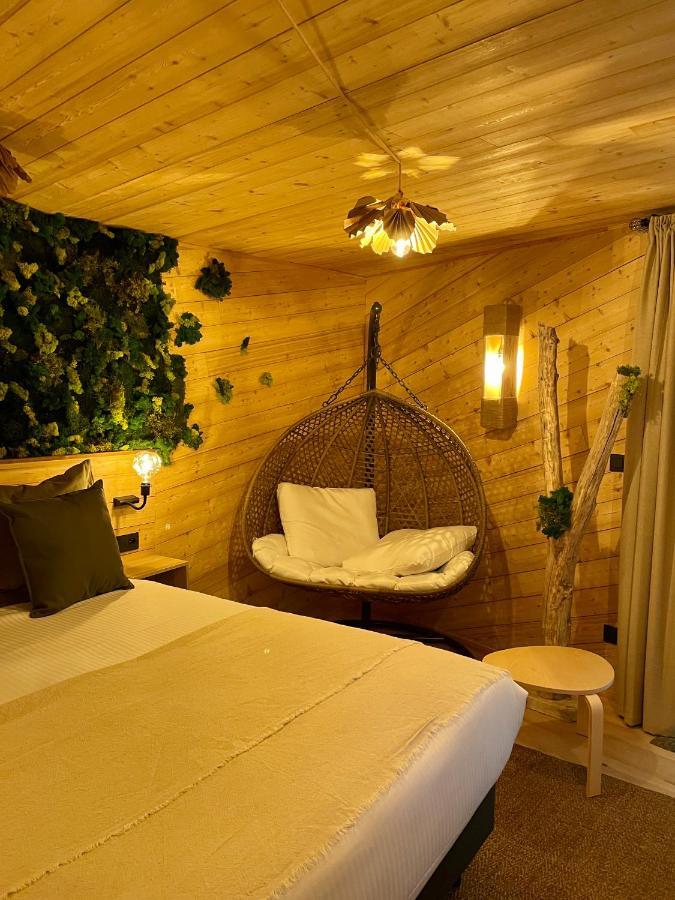 Utopia Village - Art & Nature Lodges Mons Bagian luar foto