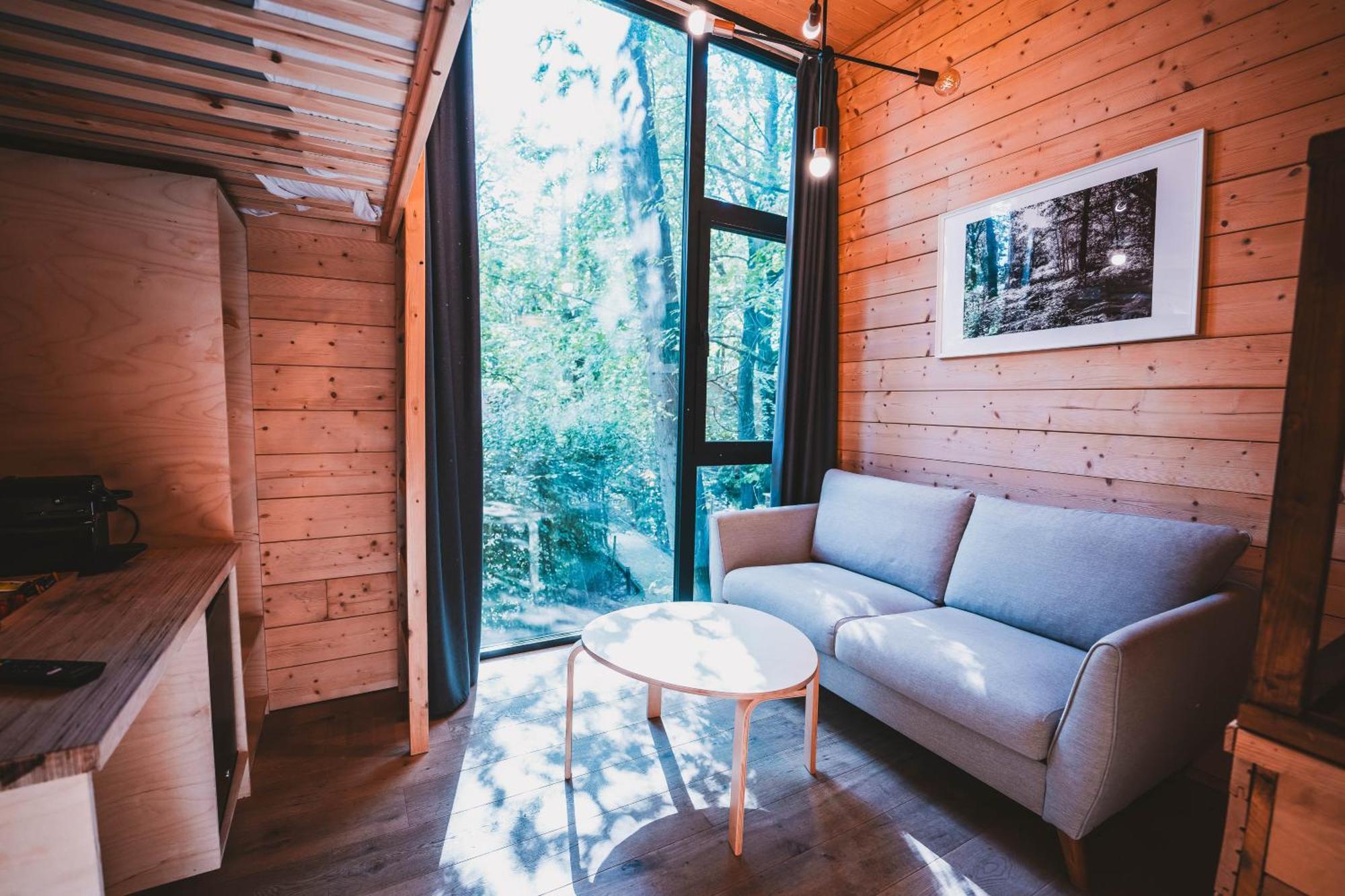 Utopia Village - Art & Nature Lodges Mons Bagian luar foto